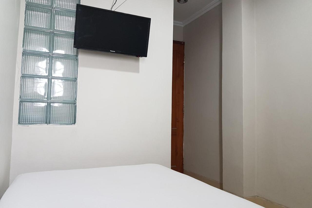 Oyo 3819 Hotel Winotosastro Yogyakarta Exterior photo